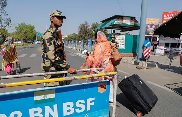মায়ের কোল থেকে কেড়ে নেওয়া হলো ৯ মাসের দুধের শিশুকে