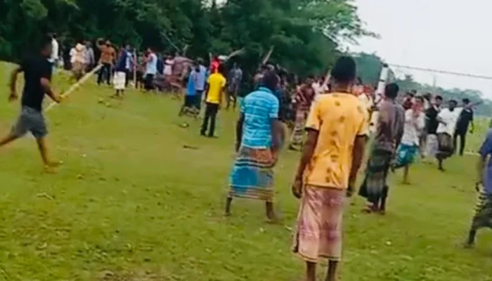 সুনামগঞ্জে ফেসবুক পোস্ট নিয়ে সংঘর্ষ, গুলিবিদ্ধসহ আহত ৪০