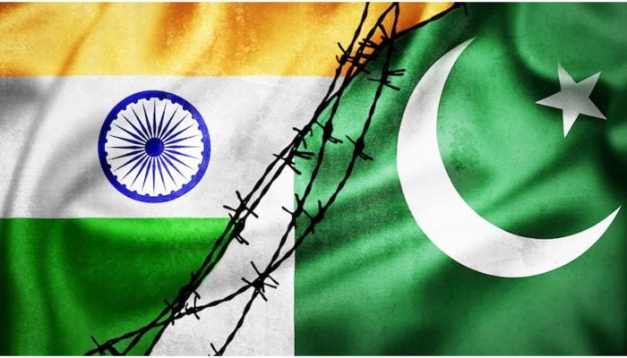ভারত এবার সব ধরনের ভিসা স্থগিত করল পাকিস্তানিদের