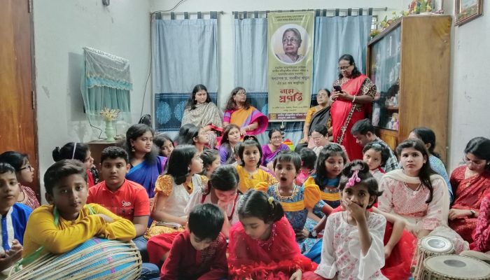 নেত্রকোনায় সনজীদা খাতুনের জন্মদিন পালন