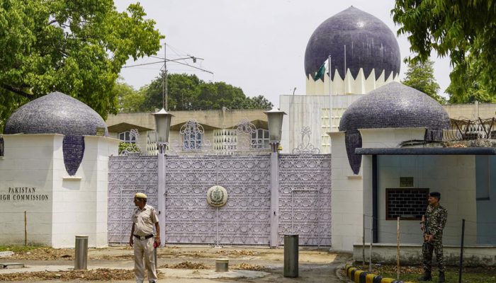 গুপ্তচরবৃত্তির অভিযোগে পাকিস্তানি কর্মকর্তাকে ভারত থেকে বহিষ্কার
