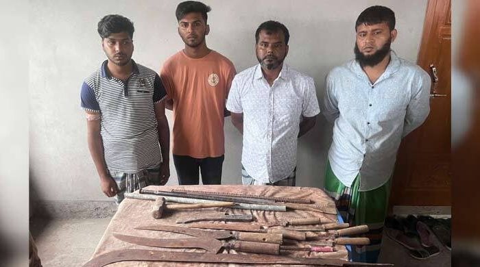 গাজীপুরে কিশোর গ্যাং লিডার আটক