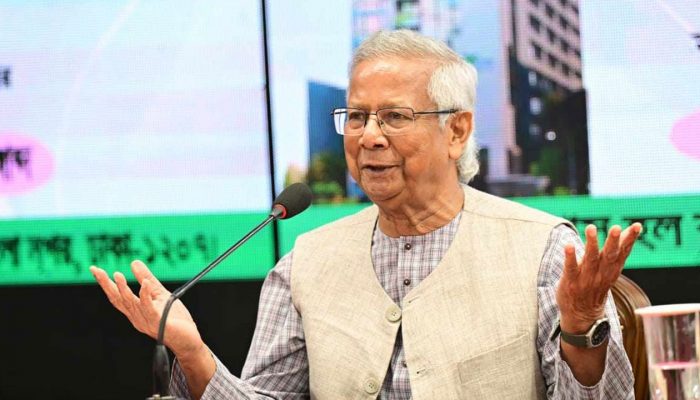 আলাদা আইন করতে হবে মাইক্রো ক্রেডিট ব্যাংকের জন্য: প্রধান উপদেষ্টা