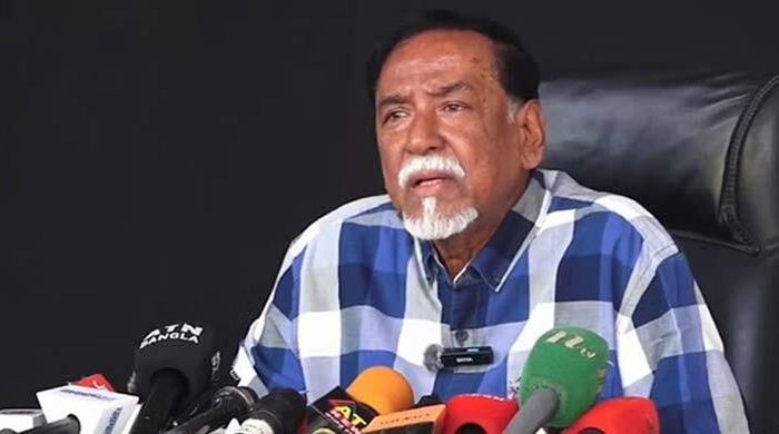 বাংলাদেশকে যুদ্ধের মধ্যে জড়ানো হচ্ছে: মেজর হাফিজ