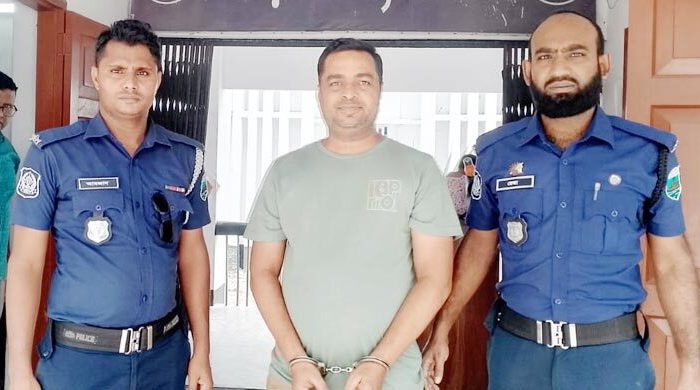 নাটোরে যুবলীগ নেতা গ্রেফতার