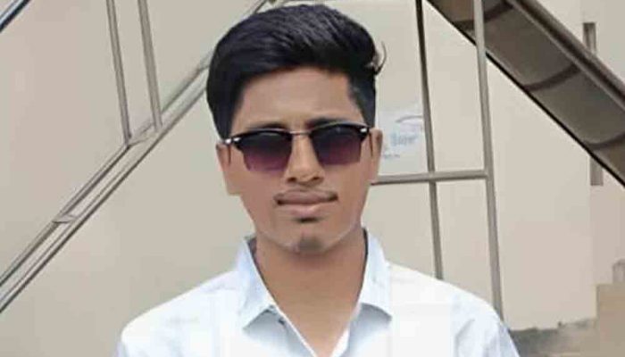 মোহনগঞ্জে স্কুলছাত্রীকে ধর্ষণের অভিযোগ শিক্ষকের বিরুদ্ধে