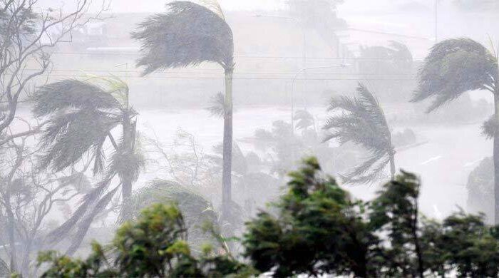 উপকূলীয় অঞ্চলে রাতে ৬০ কিলোমিটার বেগে ঝড়ের আভাস