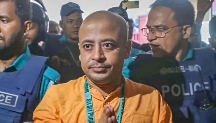 চিন্ময় কৃষ্ণকে জেলগেটে জিজ্ঞাসাবাদের নির্দেশ