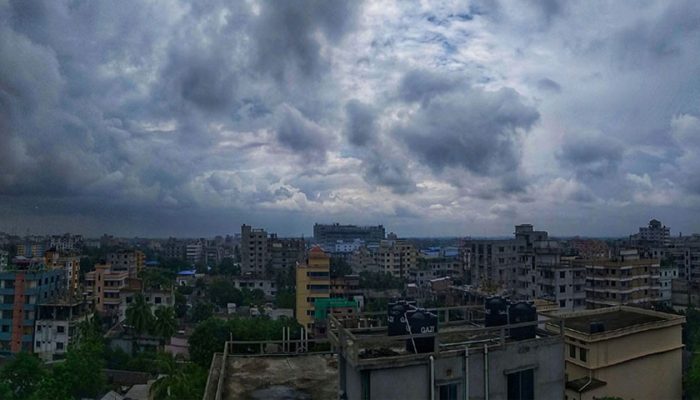 ঢাকার গরম নিয়ে যে বার্তা দিলো আবহাওয়া অধিদপ্তর