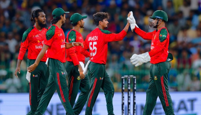 ঐতিহাসিক সাফল্য শ্রীলঙ্কার