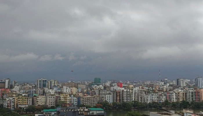 ঢাকাসহ দেশের অন্তত