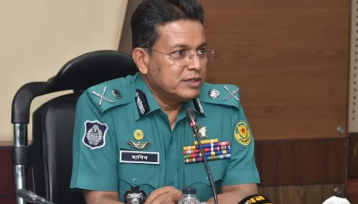 ডিএমপির সাবেক কমিশনারসহ পাঁচজনের বিরুদ্ধে ট্রাইব্যুনালে অভিযোগপত্র দাখিল
