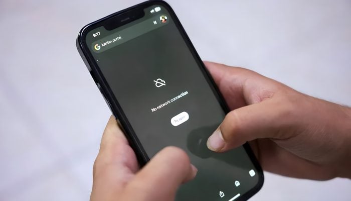 আফগানিস্তানে এবার ইন্টারনেট সেবা বন্ধ করে দিয়েছে তালেবান সরকার