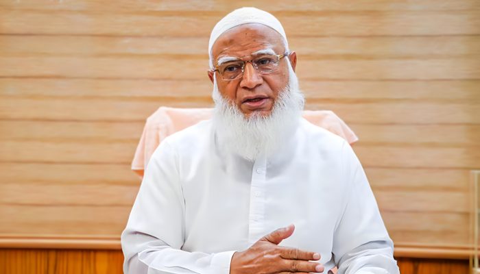 আবারও জামায়াতে ইসলামীর সমালোচনায় হেফাজত আমির