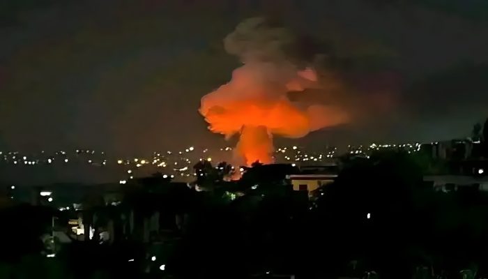 মধ্যরাতে আফগানিস্তানে ভয়াবহ বিমান হামলা চালাল পাকিস্তান