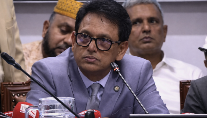 শিক্ষাক্রম রিভিউ করা হবে: নতুন শিক্ষামন্ত্রী মিলনের ঘোষণা