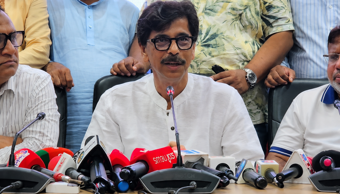দেশীয় মাছের উৎপাদন বাড়াতে হাওর-জলাশয়ে অভয়াশ্রম গড়বে সরকার