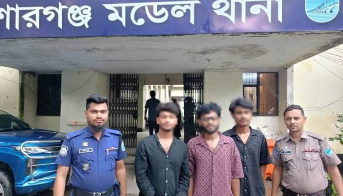 কিশোরগঞ্জে পুলিশের অভিযানে গ্রেপ্তার ২০