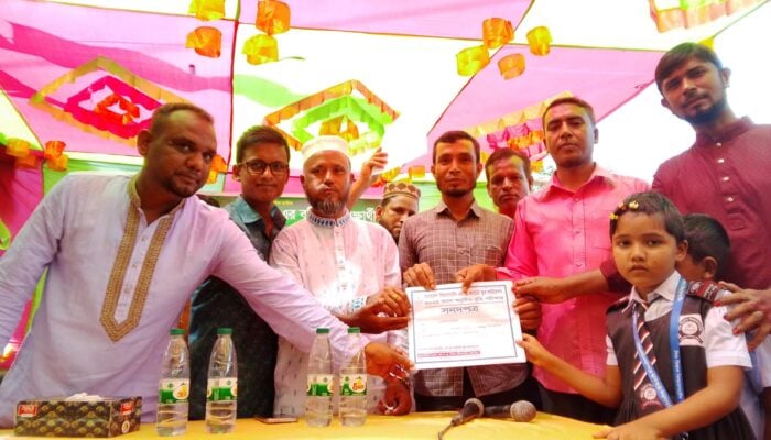 কুড়িগ্রামে কৃতী শিক্ষার্থীদের সংবর্ধনা